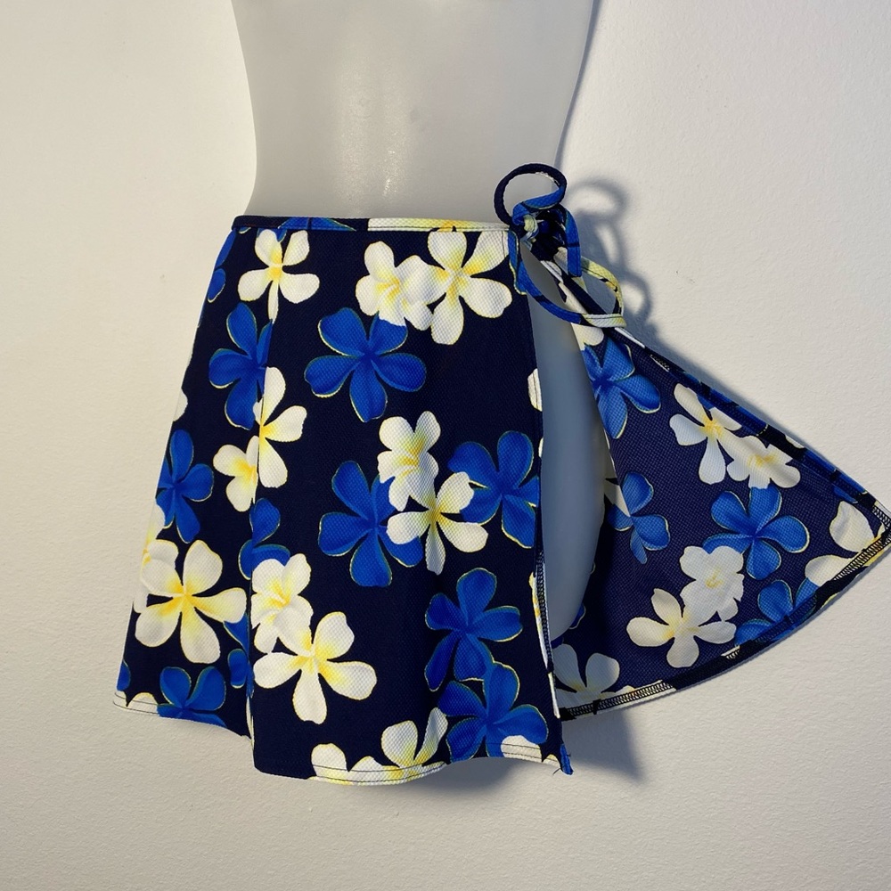 Cole Of California • Plumeria Print Swim Skirt